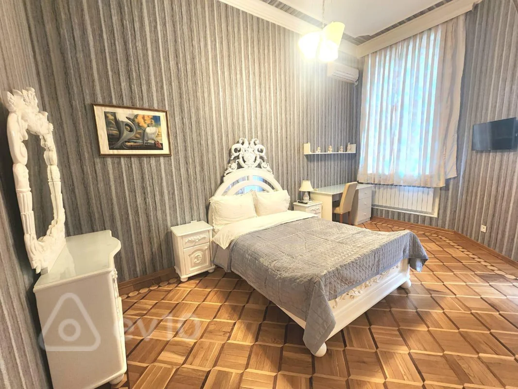 2 otaqlı mənzil, 70 m², opera teatr — kirayə — Mənzil, Bakı (9)