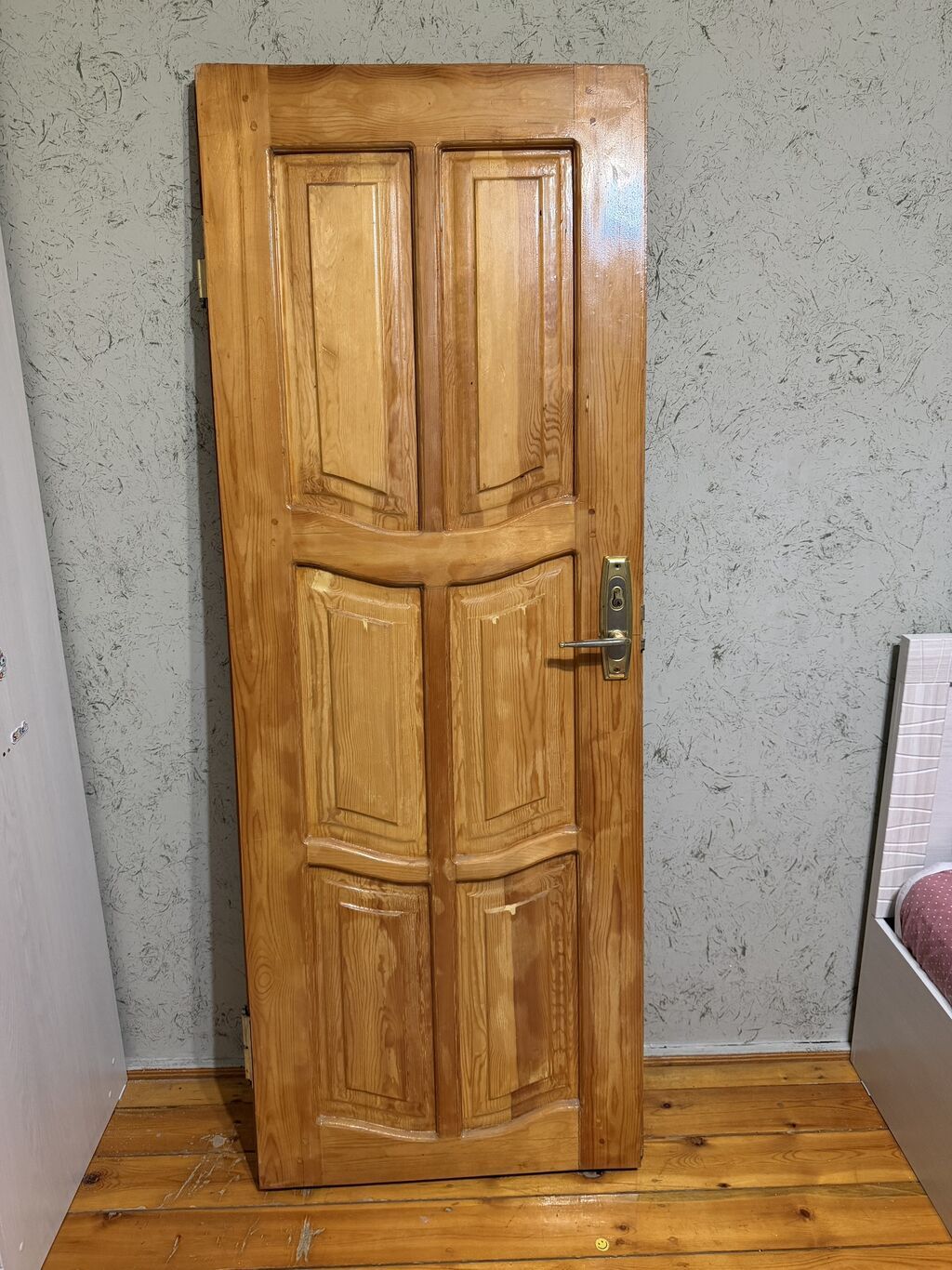 İşlənmiş Otaq qapısı Ünvandan götürmə — Pəncərələr, qapılar, balkonlar, Bakı (2)