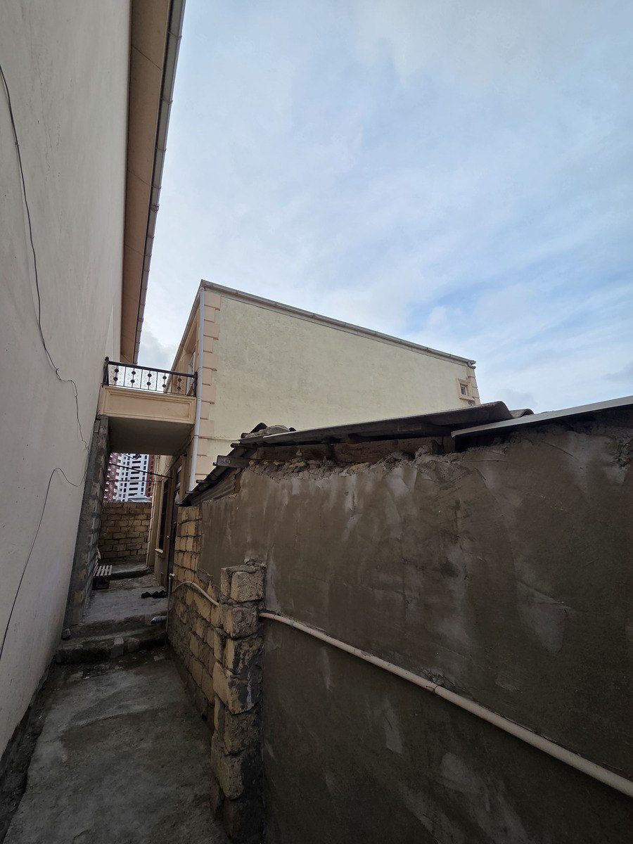 Satılır 3 otaqlı həyət evi/bağ evi 150 m² — Ev, villa, Bakı (3)
