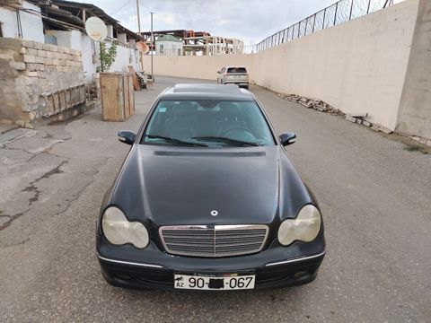 Mercedes C 240, 2.6 L, 2000 il, 250 000 km — Bakı