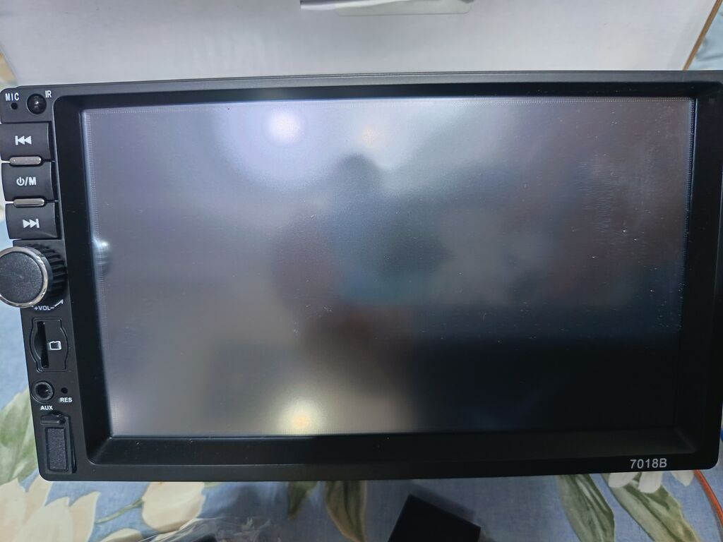 Avtomobil üçün 7018B multimedia maqnitola Xüsusiyyətlər: - 7 düymlük — Avtomobil akustikası, Sumqayıt
