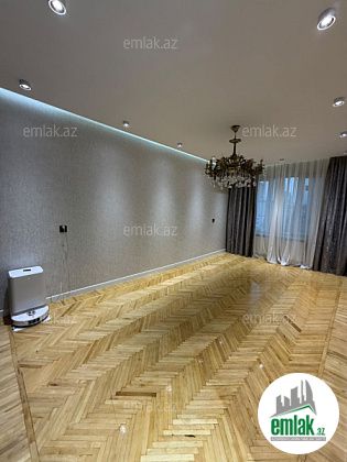 Satılır 3 otaqlı 90 m² köhnə tikili Elmlər Akademiyası m — Mənzil