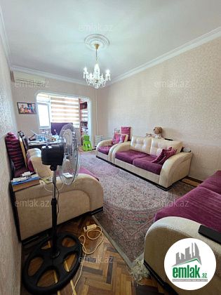 Satılır 3 otaqlı 90 m² köhnə tikili 2 mkr — Mənzil