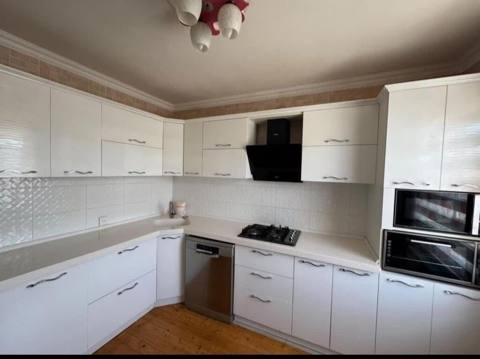 Metbex mebeli ela veziyyetde uzeri tokme mermer olcu 1.96/3.50 — 600 ₼ · Baku, Nərimanov · Mətbəx mobilyası Metbex mebeli ela veziyyetde uzeri tokme mermer olcu 1.96/3.50 — Baku