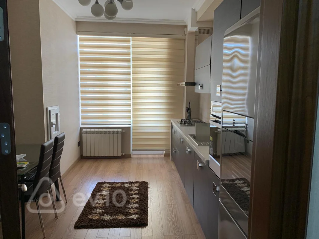 2 otaqlı mənzil, 95 m², Sabit Orucov küçəsi — kirayə — Mənzil, Bakı (7)
