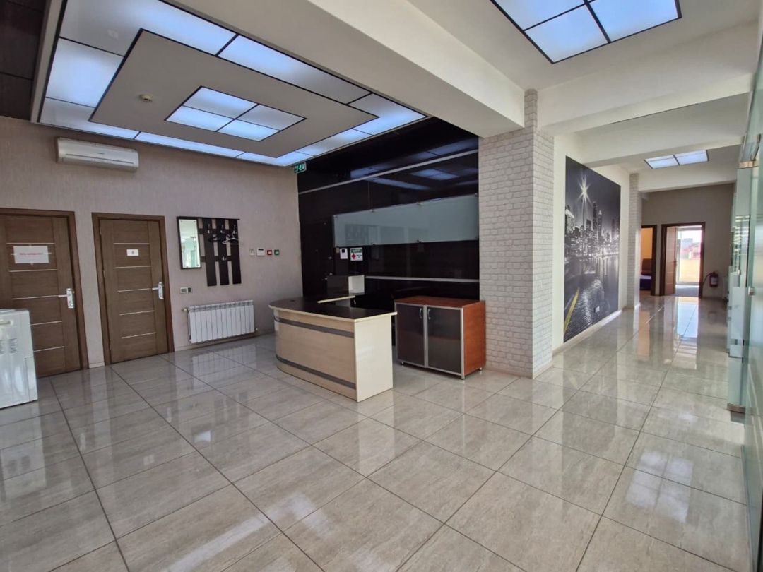 İcarəyə verilir 8 otaqlı yeni tikili 285 m² — Mənzil, Bakı (2)