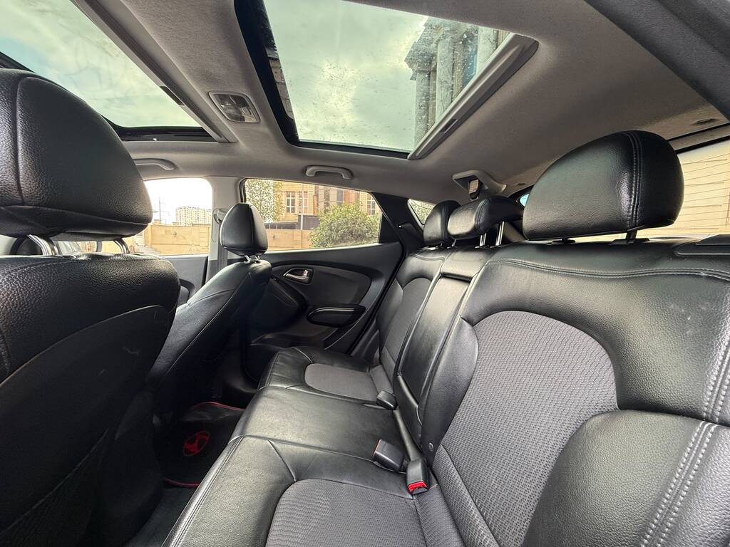 Hyundai ix35, 2.0 L, 2011 il, 200 000 km 90-MH-858 — Avtomobillər, Bakı (5)
