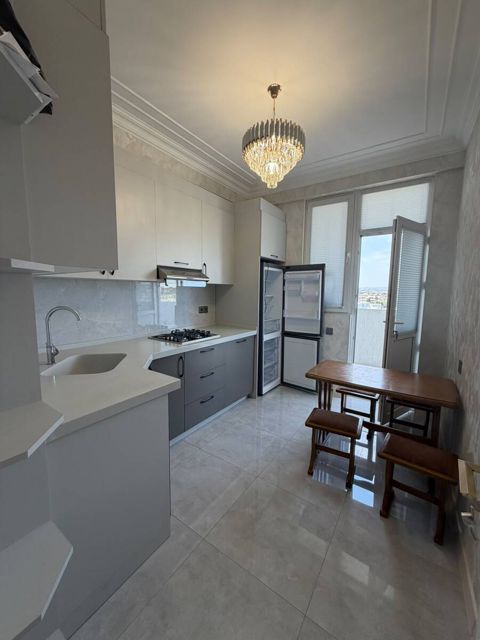 İcarəyə verilir 2 otaqlı yeni tikili 75 m² — 650 ₼ · Bakı · Mənzil İcarəyə verilir 2 otaqlı yeni tikili 75 m² — Bakı