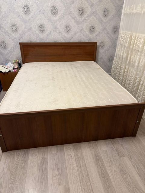 Dəst satılır.Ünvan NZS.Watsapp aktivdir.Enderim olunacaq — Bakı