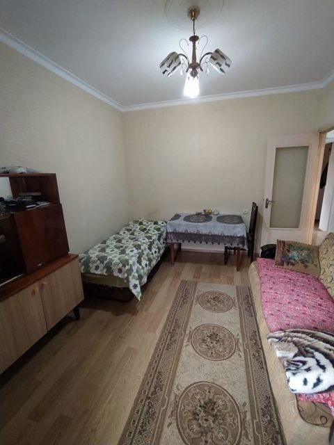 Satılır 2 otaqlı köhnə tikili 42 m² — Rəsul