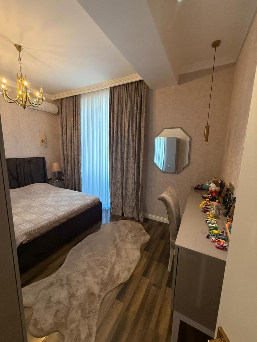 Satılır 4 otaqlı həyət evi/bağ evi 380 m² — Ev, villa, Bakı (6)