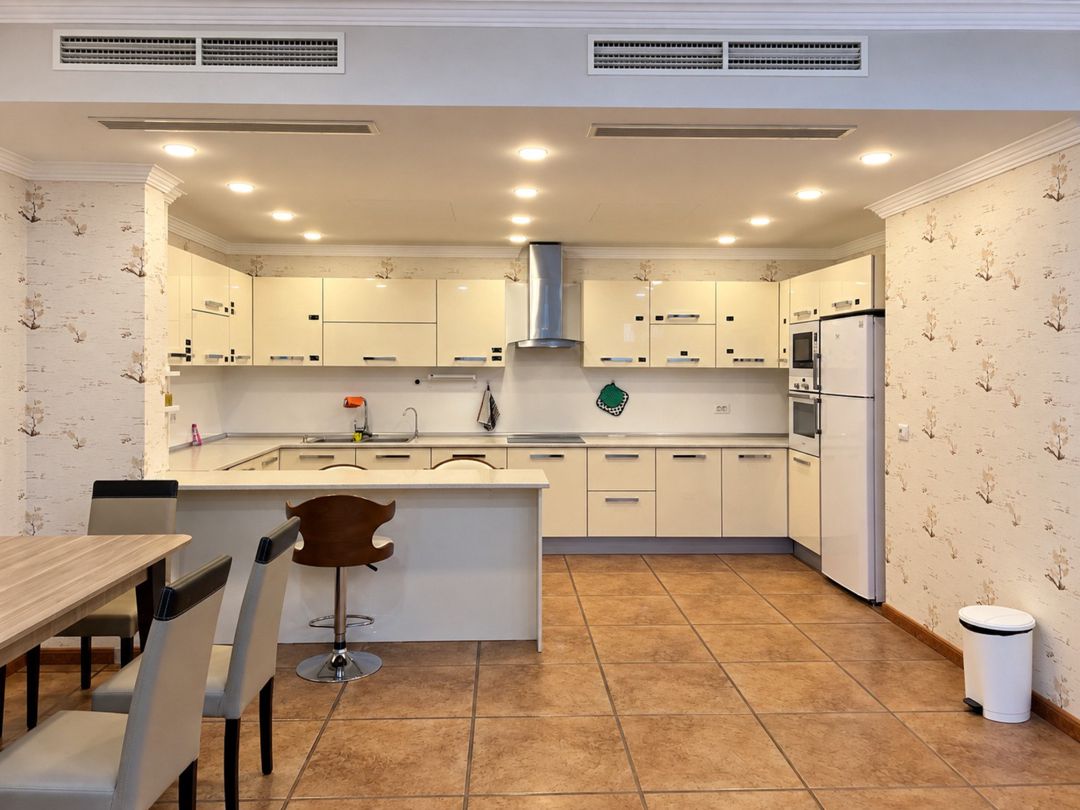 İcarəyə verilir 3 otaqlı yeni tikili 170 m² — Mənzil, Bakı (4)