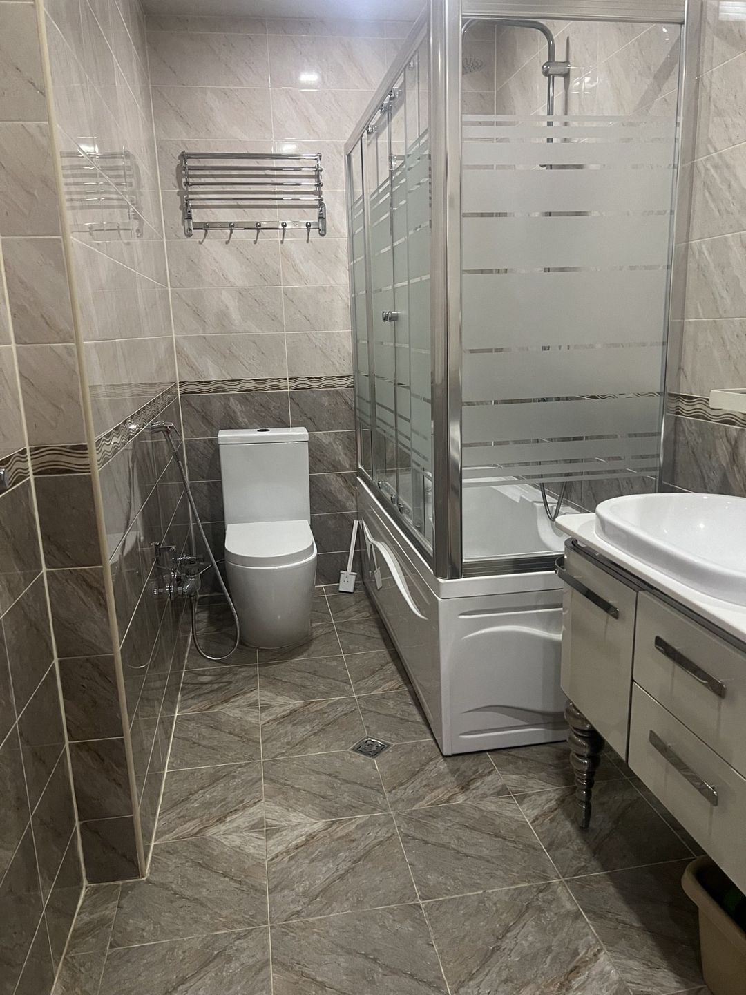 İcarəyə verilir 3 otaqlı yeni tikili 140 m² — Mənzil, Bakı (6)