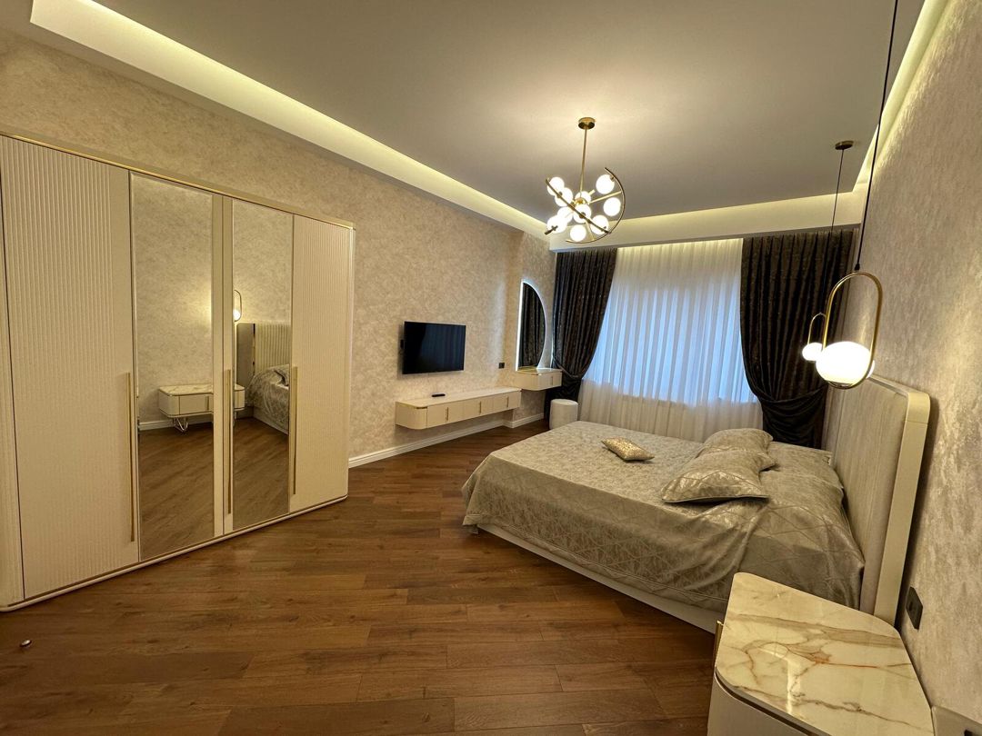 İcarəyə verilir 3 otaqlı yeni tikili 140 m² — Mənzil, Bakı (6)