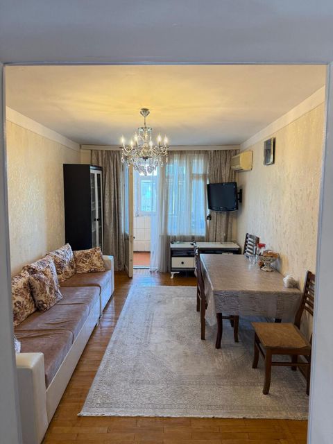 Satılır 3 otaqlı köhnə tikili 61 m² — Natiq