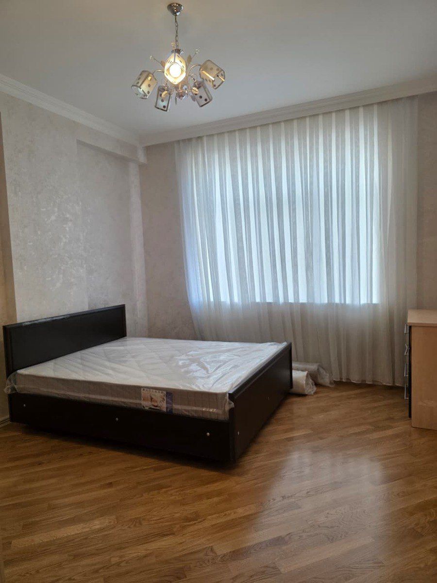 İcarəyə verilir 3 otaqlı yeni tikili 130 m² — Mənzil, Bakı (8)