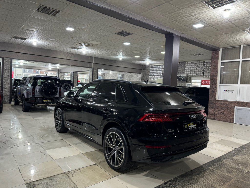 Audi Q8, 3.0 L, 2022 il, 85 000 km — Avtomobillər, Bakı (5)