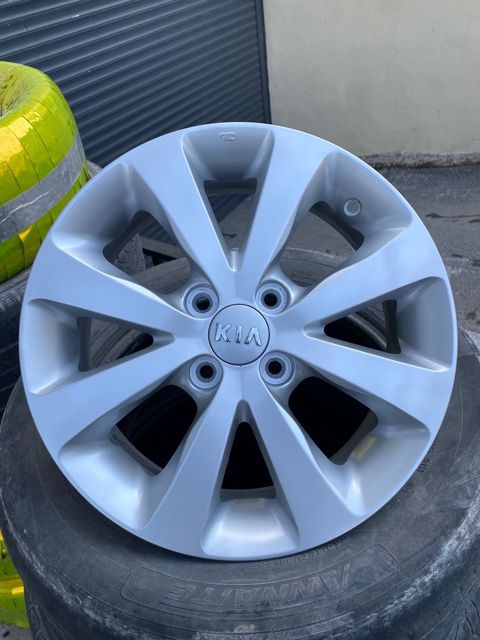Kia Rio diski R15 — 350 ₼ · Bakı · Ehtiyat hissələri və aksesuarlar Kia Rio diski R15 — Bakı