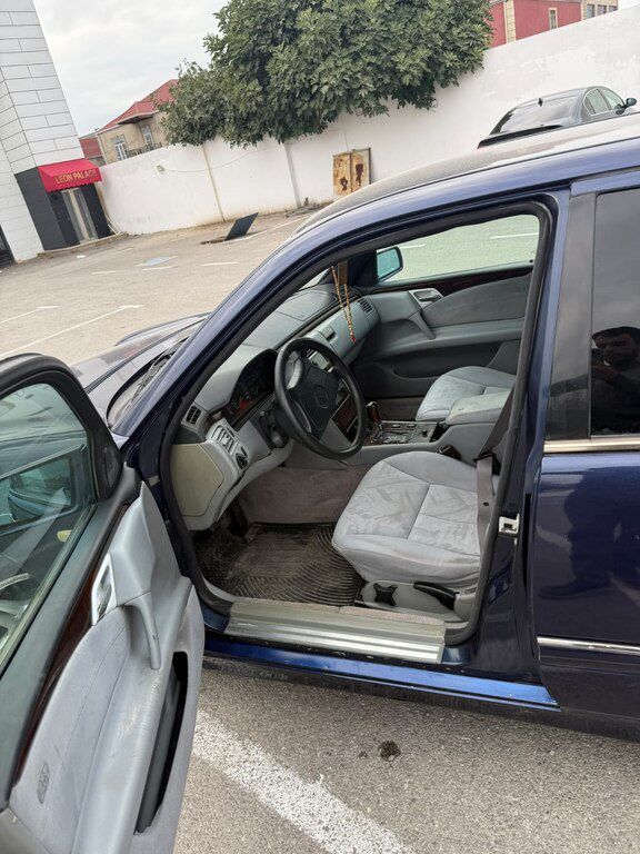 Mercedes E 320, 3.2 L, 1996 il, 350 500 km 88-CT-236 — Avtomobillər, Bakı (4)