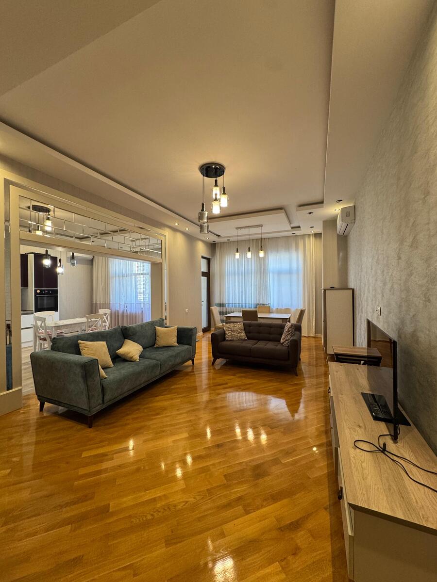 İcarəyə verilir 3 otaqlı yeni tikili 140 m² — Mənzil, Bakı