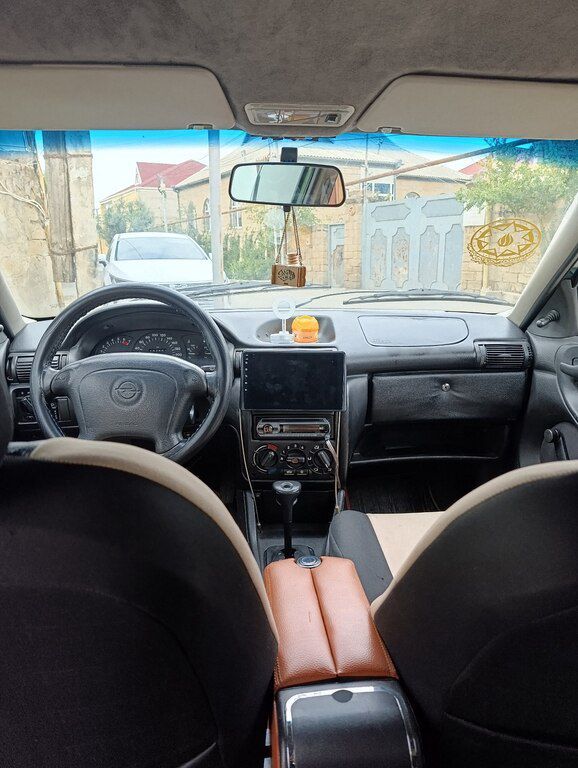 Opel Astra, 1.6 L, 1996 il, 250 000 km 77-DB-975 — Avtomobillər, Xırdalan (7)