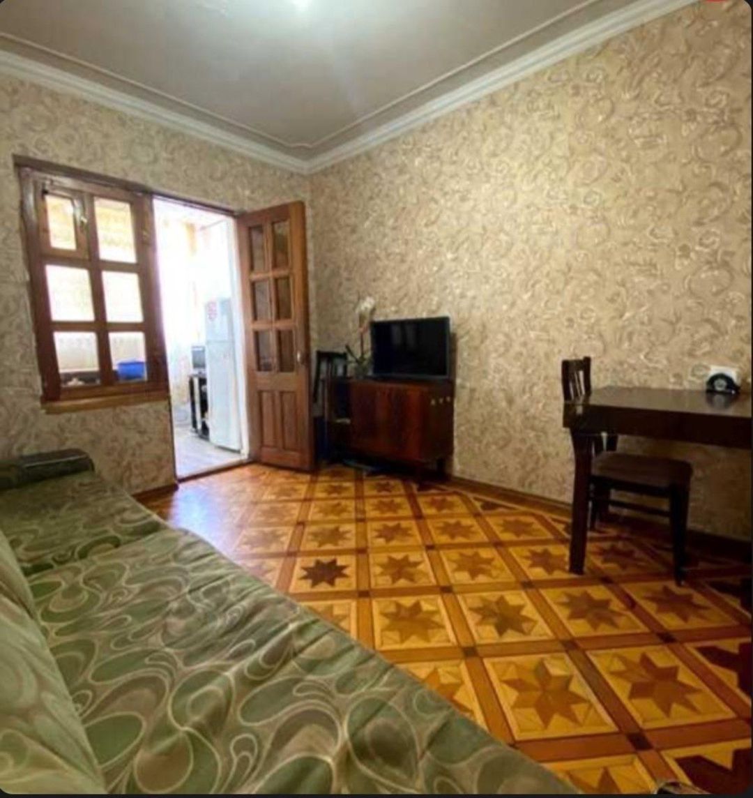 İcarəyə verilir 2 otaqlı köhnə tikili 45 m² — Mənzil, Bakı
