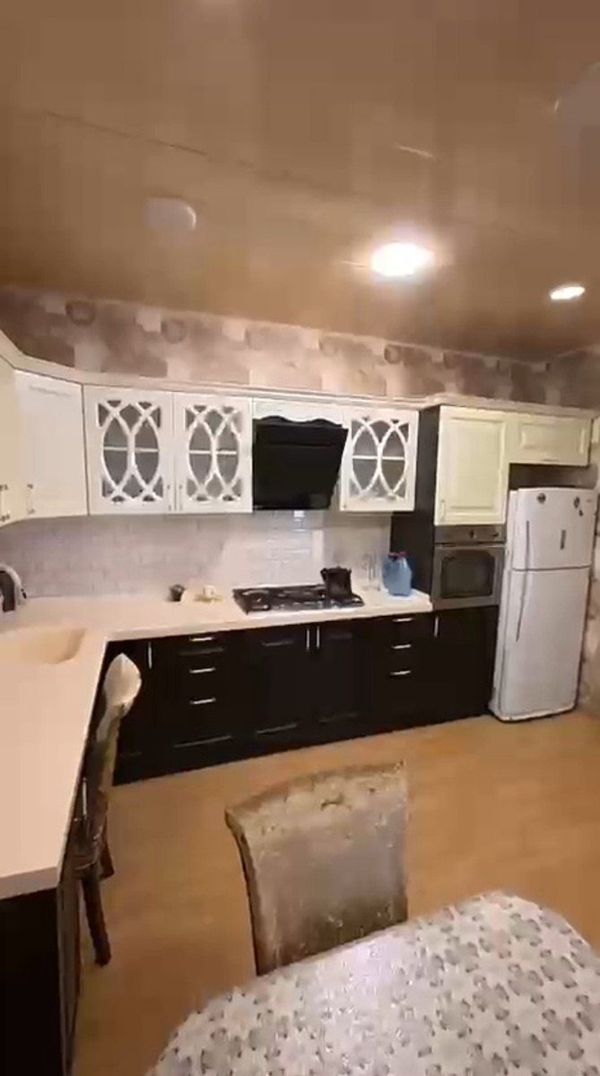 Satılır 12 otaqlı həyət evi/bağ evi 750 m² — Ev, villa, Bakı (6)