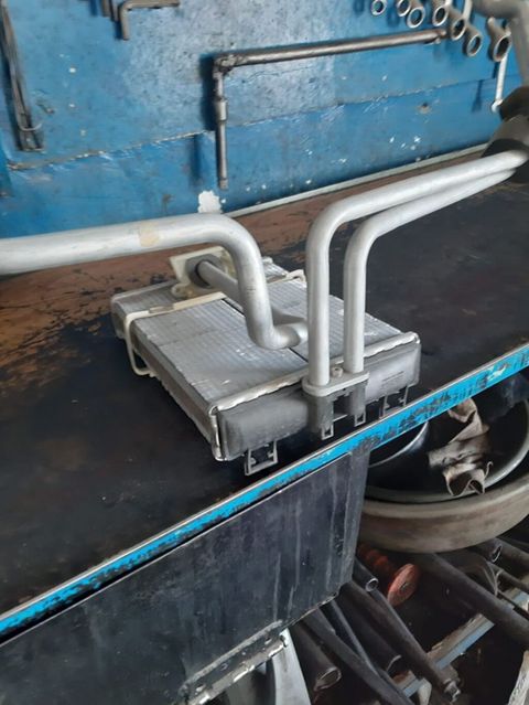 Ceşka 202 kuzanın peçin radiatoru originaldır — Bakı