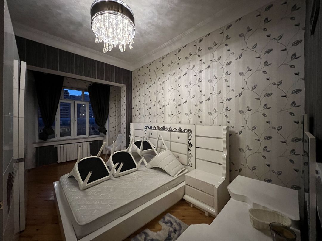 İcarəyə verilir 2 otaqlı köhnə tikili 60 m² — Mənzil, Bakı (3)