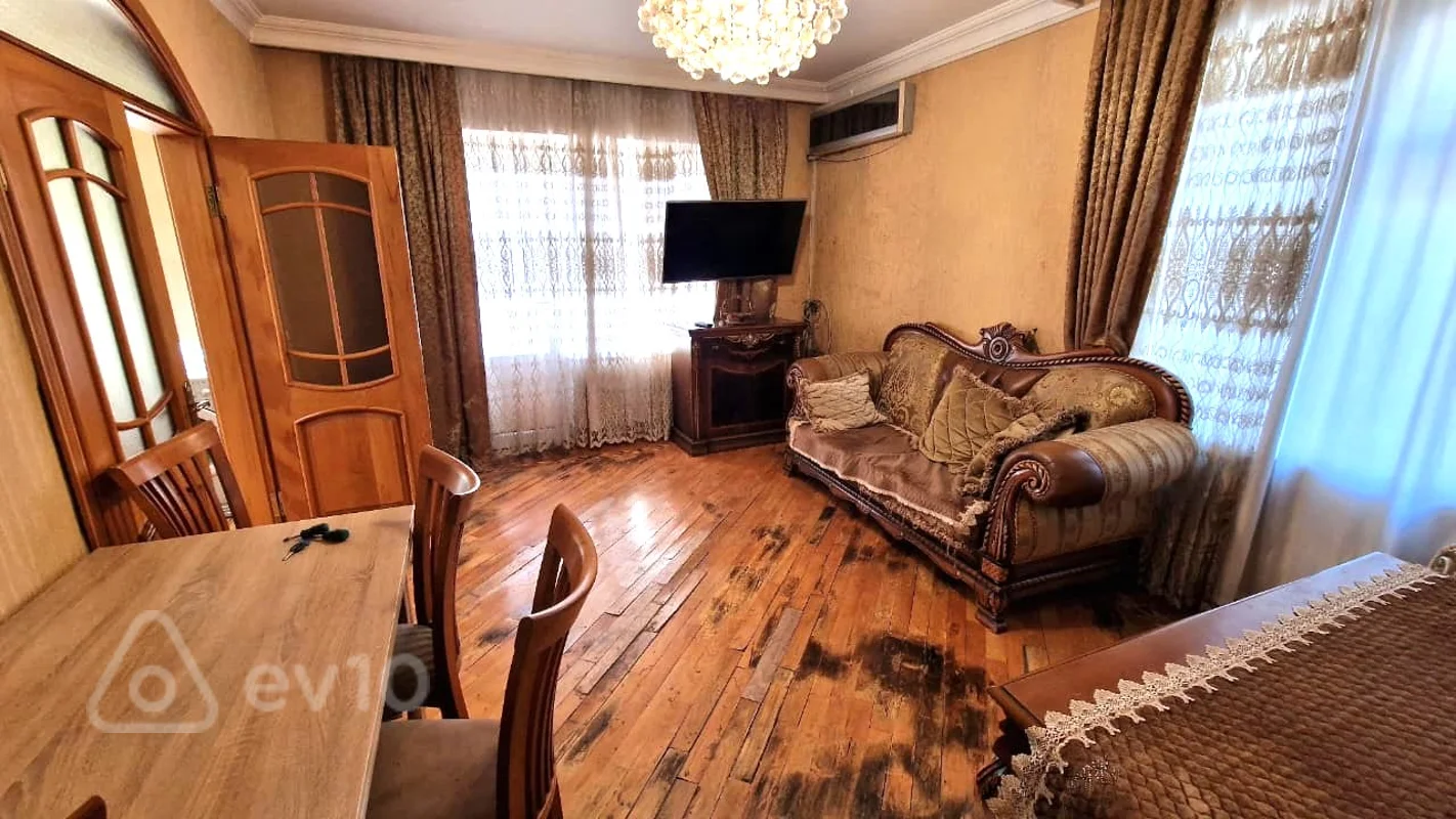 3 otaqlı mənzil, 75 m², Yasamal r-n Insaat cilar pros.26 — Mənzil, Bakı (9)