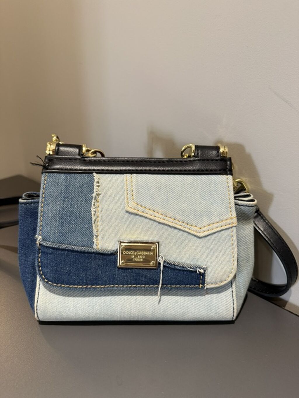 Məhsul: Dolce & Gabbana denim mini çanta 90azne alınıbReal — Çantalar, çamadanlar, cüzdanlar, Bakı (5)