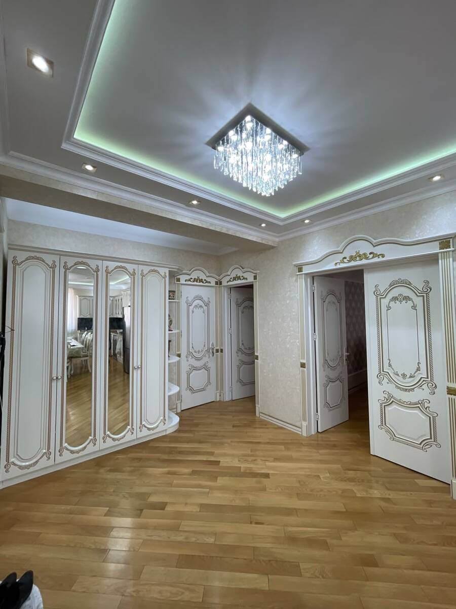 Satılır 3 otaqlı yeni tikili 150 m² — Mənzil, Bakı (10)