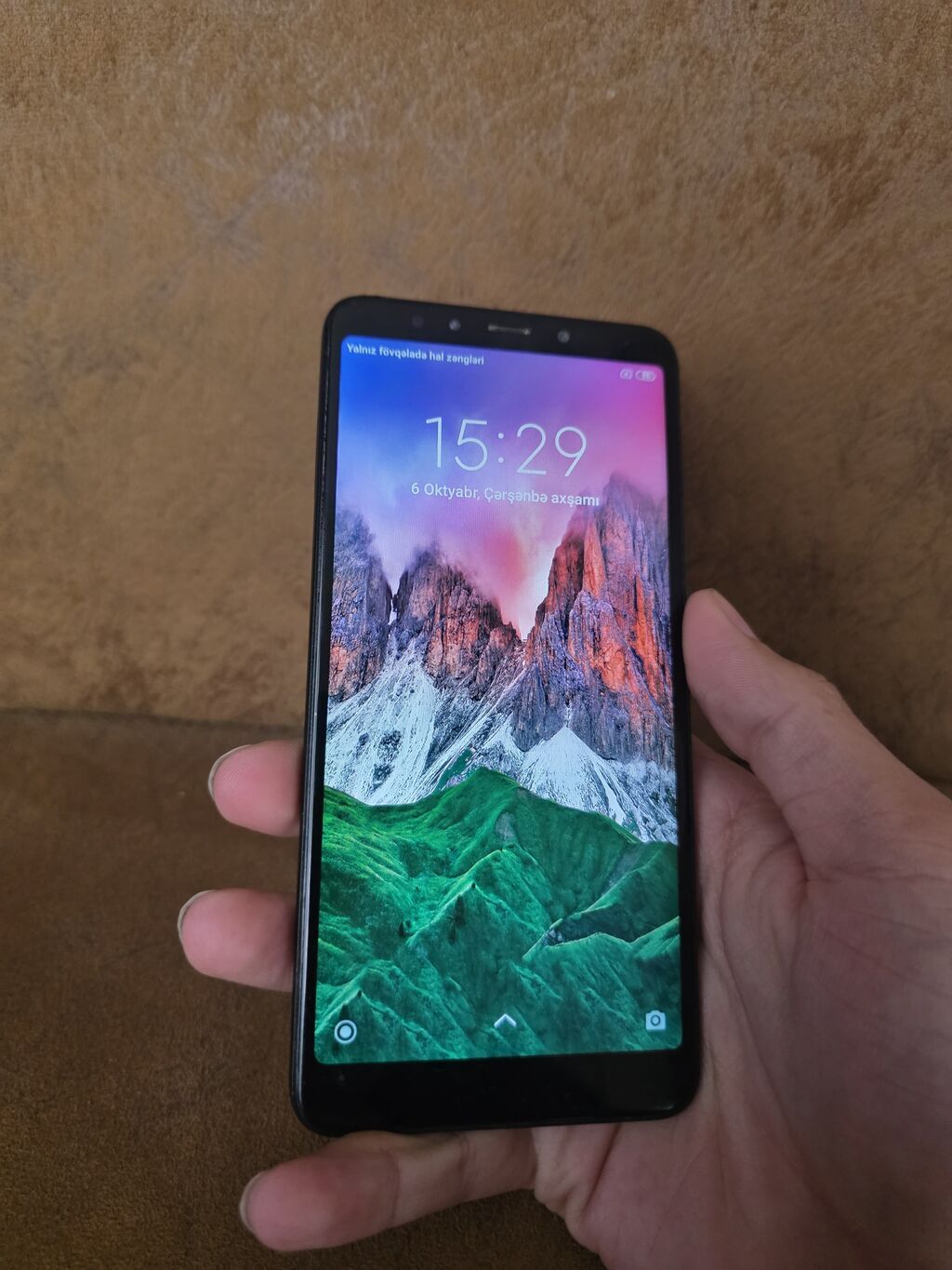 Redmi 5 Yaddas 16gb Ram 2 Prablemsiz Çatdırılma var Ünvan ücün vp — Mebel, Bakı (2)