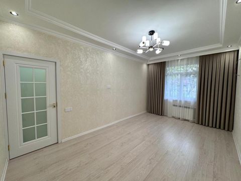 Satılır 2 otaqlı köhnə tikili 55 m² — Bakı