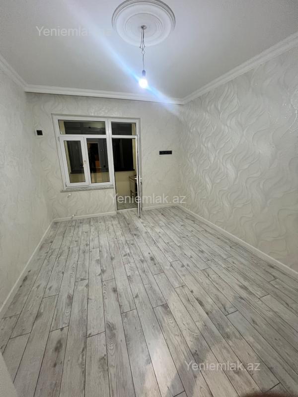 Satılır 4 otaqlı Bina evi menzil (Köhnə tikili), 78 m², 8-ci mikrorayon — Mənzil, Sumqayıt