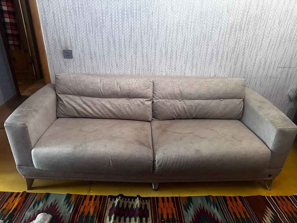 Tek divan, acilan ve bazalidir, 100 azn.Sumqayit nahi) SN E — Divanlər, Bakı