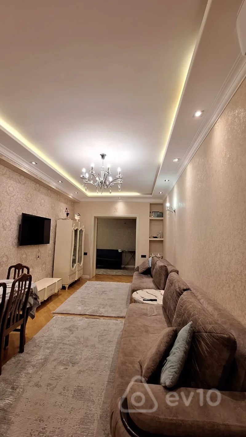 4 otaqlı mənzil, 110 m², Qara Qarayev — kirayə — Bakı