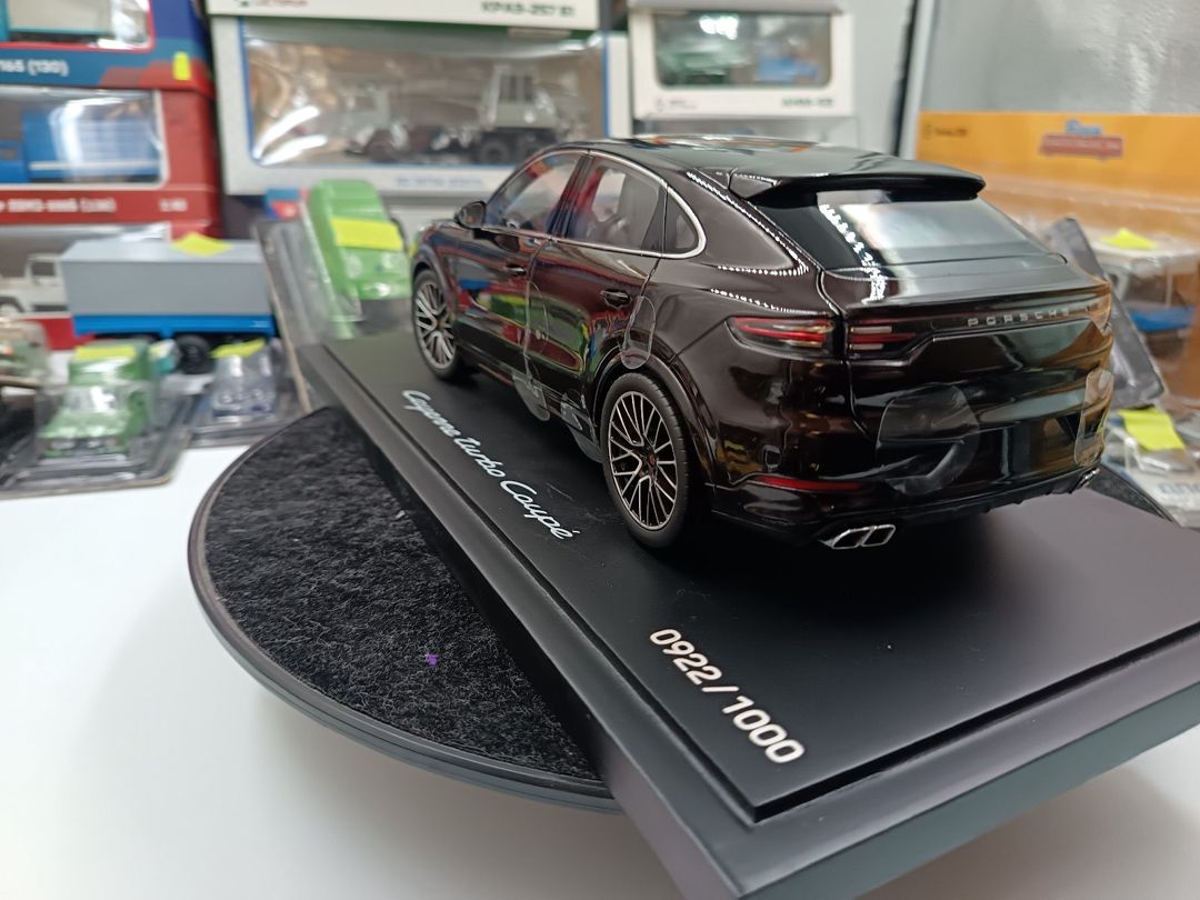 Porsche Cayenne Turbo 1/18 modeli — Kolleksiyalar, Bakı (6)