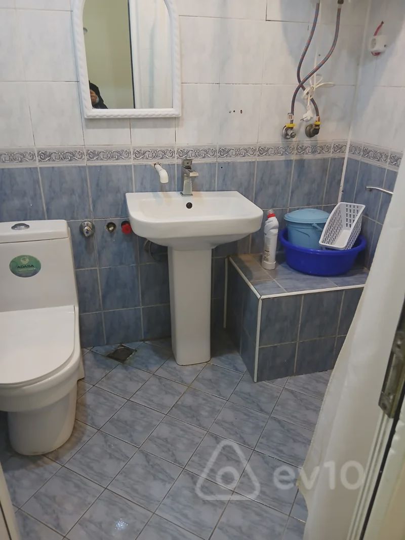 For rent: 2-room apartment (old building), 45 m² — Mənzil, Bakı (10)