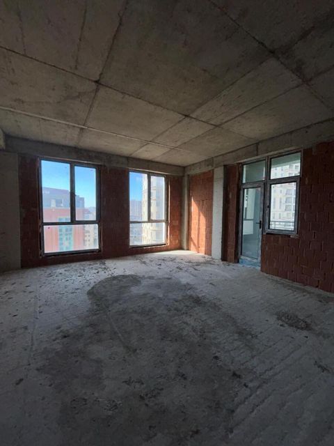 Satılır 4 otaqlı yeni tikili 196 m² — 685 000 ₼ · Bakı · Mənzil Satılır 4 otaqlı yeni tikili 196 m² — Bakı