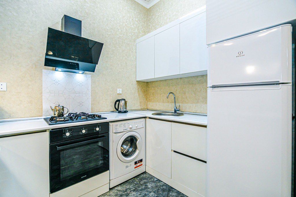 2-otaqlı yeni tikili kirayə verilir, 28 May m., 100 m² — Mənzil, Bakı (9)