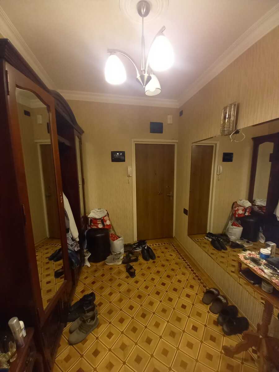 Satılır 5 otaqlı köhnə tikili 115 m² — Mənzil, Bakı (10)