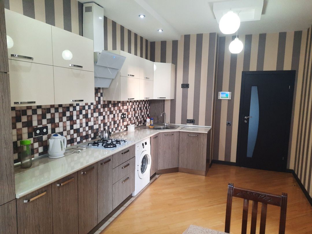 İcarəyə verilir 3 otaqlı yeni tikili 138 m² — Mənzil, Bakı