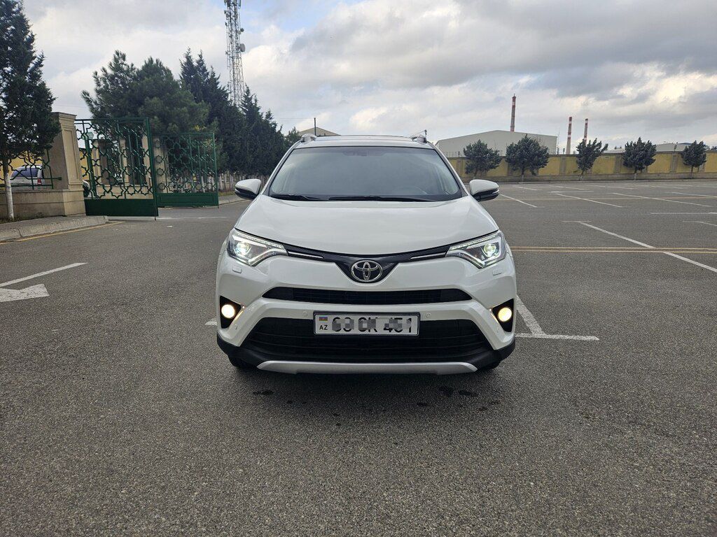 Toyota RAV4, 2.0 L, 2018 il, 243 300 km 88-CK-451 — Avtomobillər, Bakı (6)