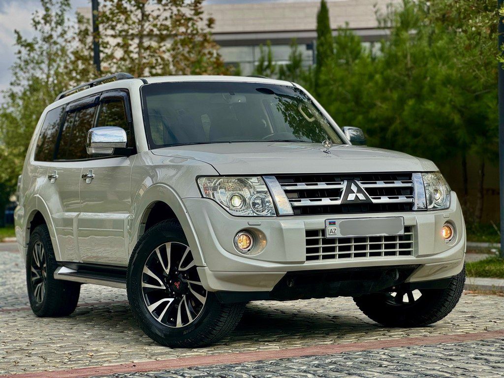 Mitsubishi Pajero, 3.5 L, 2013 il, 149 000 km — Avtomobillər, Bakı (2)