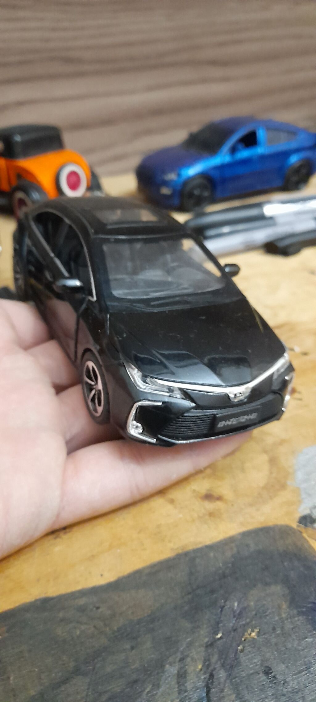 Toyota Corolla 1:32 Miqyas Təzədir Səsli və İşıqlı Hər yeri açılır — Modellar, Bakı