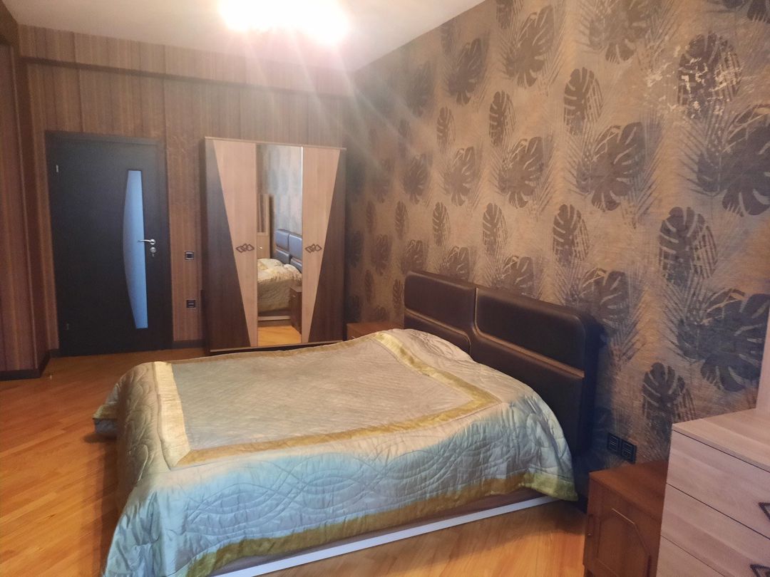 İcarəyə verilir 3 otaqlı yeni tikili 138 m² — Mənzil, Bakı (10)