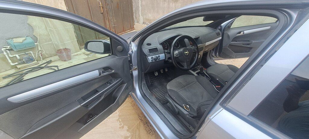 Opel Astra, 1.3 L, 2005 il, 330 000 km 77-TF-396 — Avtomobillər, Bakı (4)