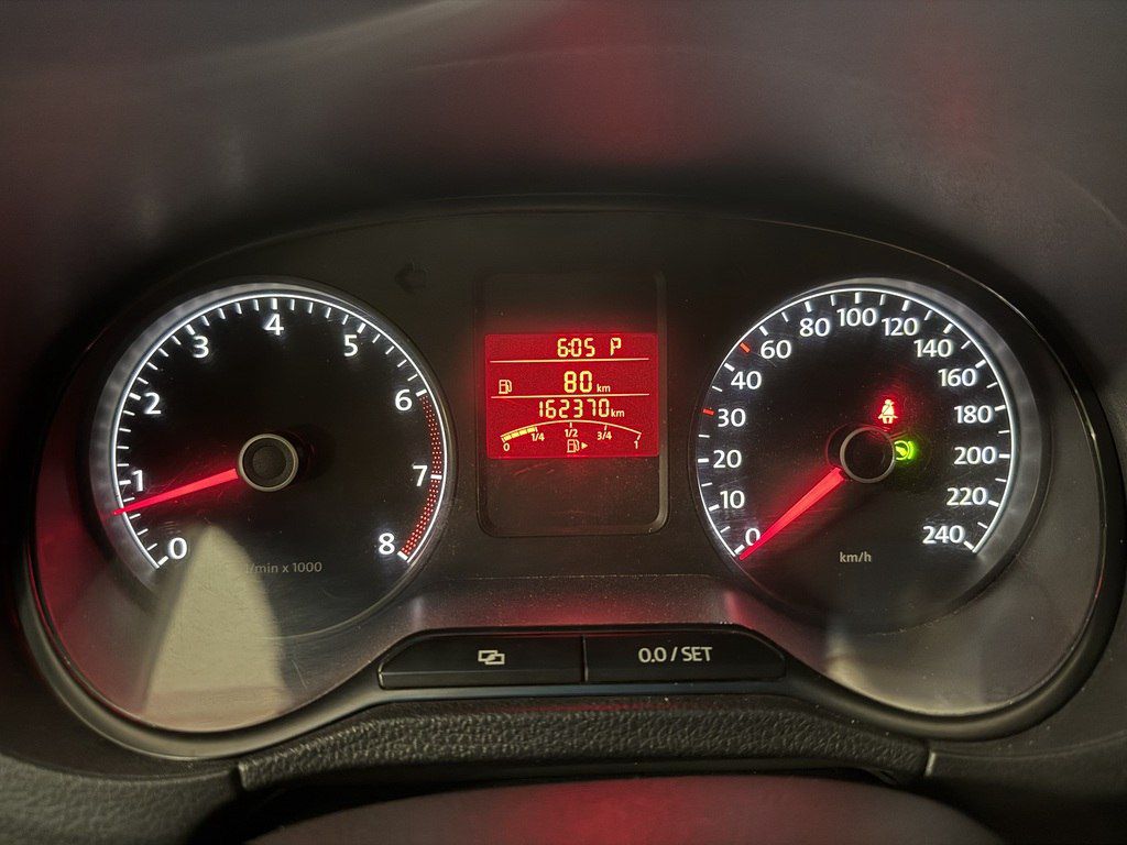 Volkswagen Polo, 1.6 L, 2013 il, 164 000 km 99-FB-320 — Avtomobillər, Bakı (2)