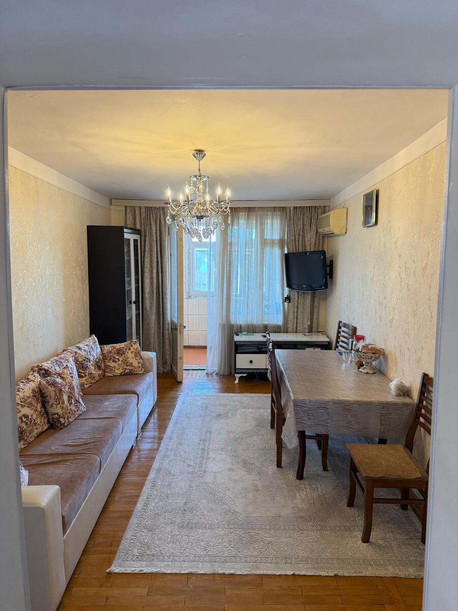 Satılır 3 otaqlı köhnə tikili 75 m² — Mənzil, Bakı